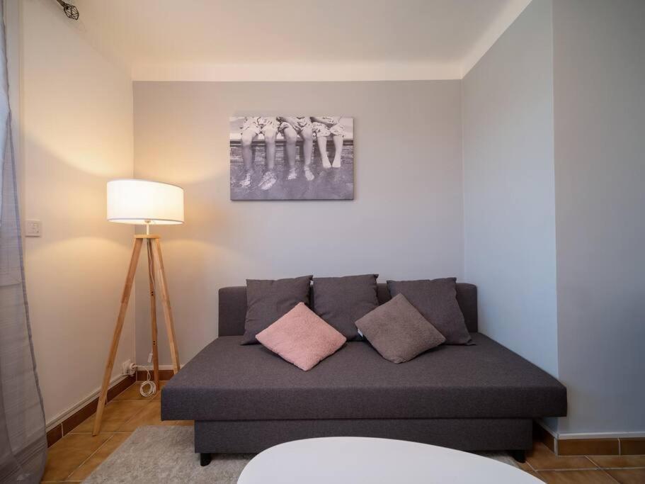 Appartement Tout Equipe Traversant 6 A 8 Couchages Marseille Exterior photo